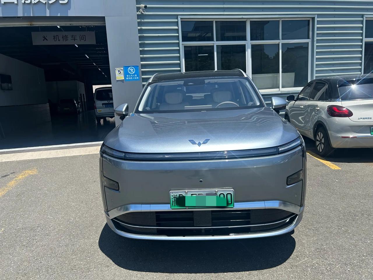 说句实在话，开过很多家用SUV，五菱星光L给我的整体感受特别纯粹。
 
它没有花