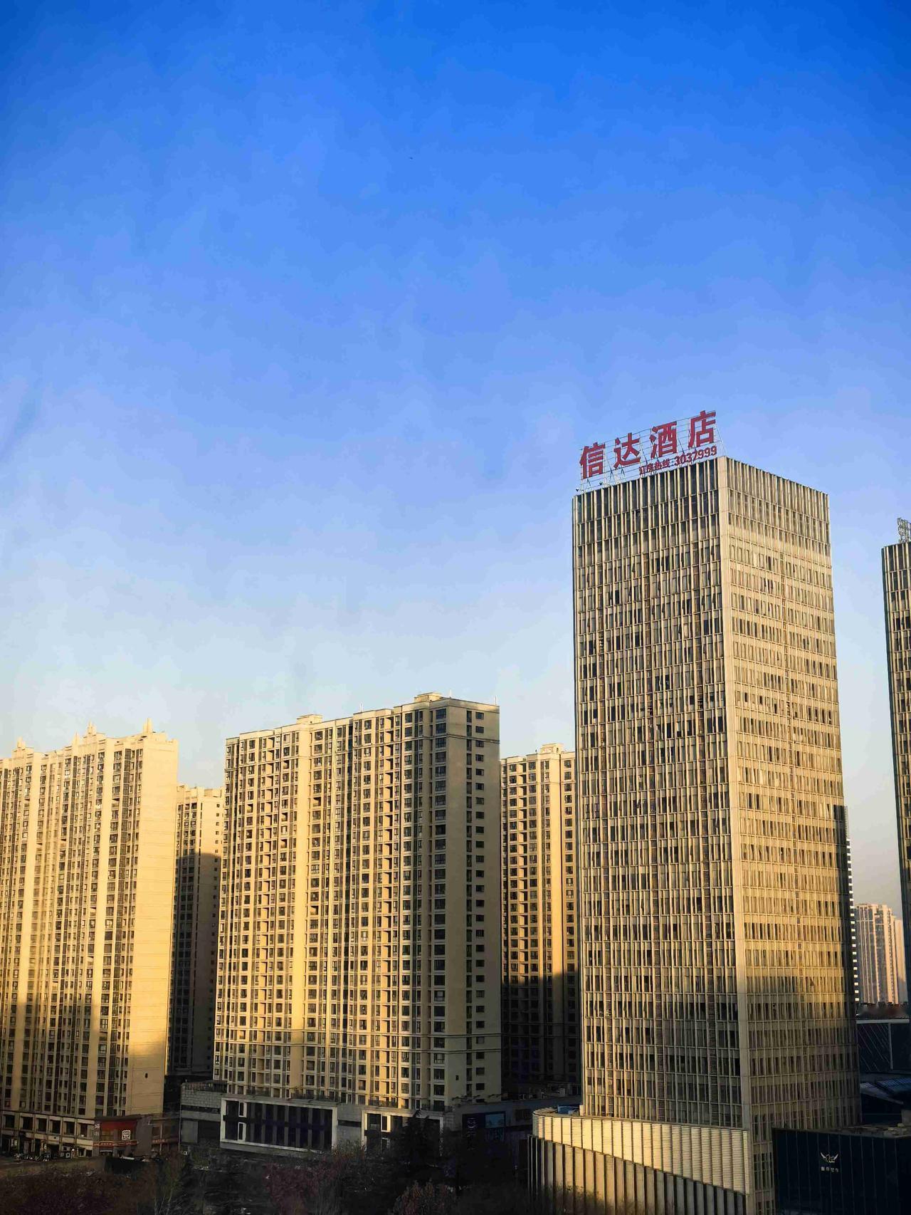 我的今日状态：😁轻松愉快
我这里的天气：☀️晴天
早晨第一缕阳光！朝气蓬勃