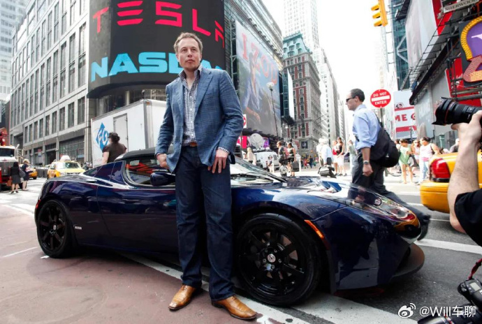 马斯克：全新Roadster超跑有望于4月下旬亮相，和SpaceX联合研发。图片