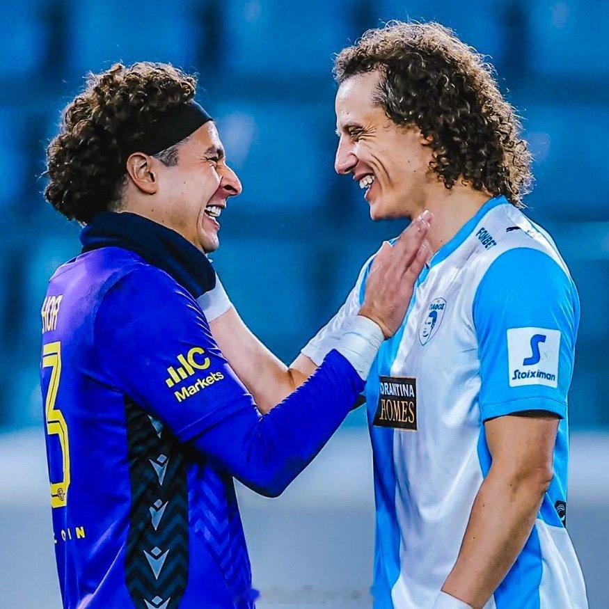 【足坛老将！星星相识】塞浦路斯联赛，40岁墨西哥传奇门将奥乔亚（效力利马索尔），