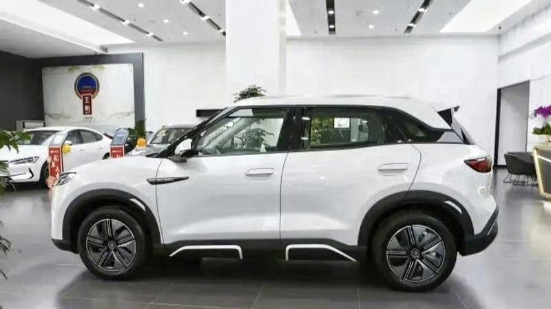 【比亚迪元UP上市3天累计订单突破2万台 售9.68万元起】比亚迪元UP于3月2