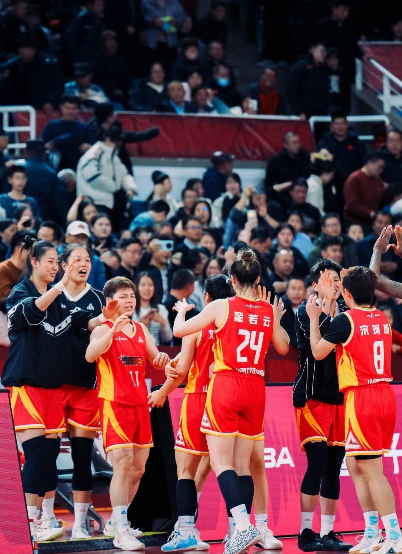 山西女篮常规赛国内球员得分前三名

为山西女篮贡献重要得分力量的球员-翟若云，作