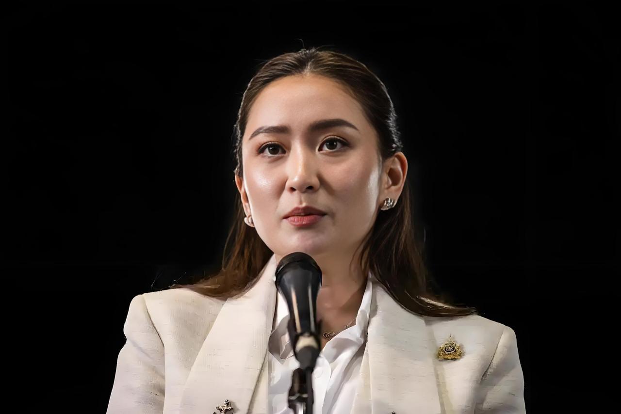泰国传来好消息，佩通坦关键证人出庭作证，恢复职位基本上稳了。

第一个好消息，佩
