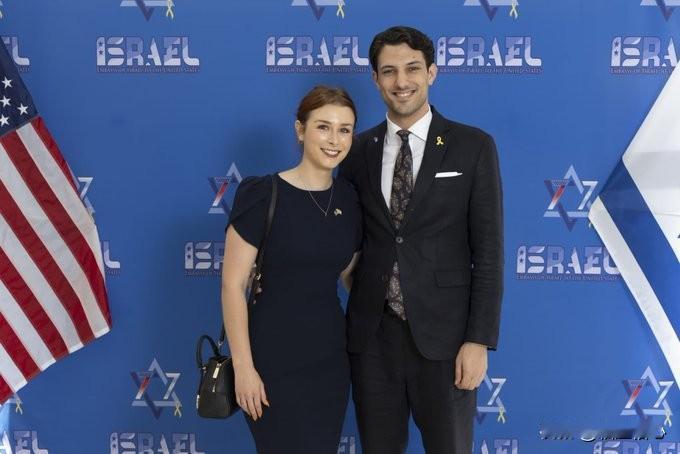 美国和以色列是亲父子啊，现在老爹爹派来驻美的2名工作人员，在儿子的地盘上被枪杀了