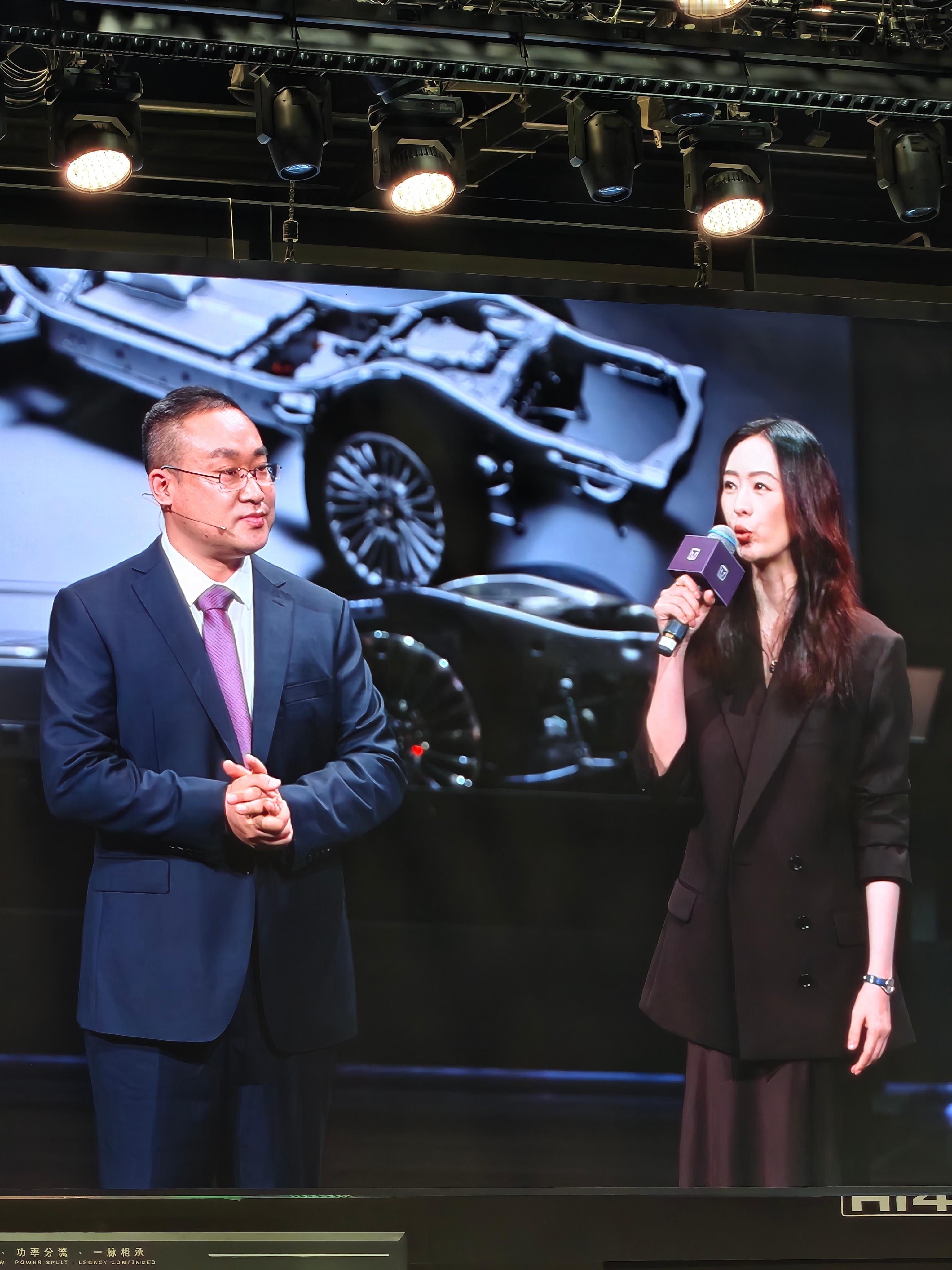 论女明星的气质保持这一块子坦克发布会请到了童瑶2026北京车展长城汽车以契约精神