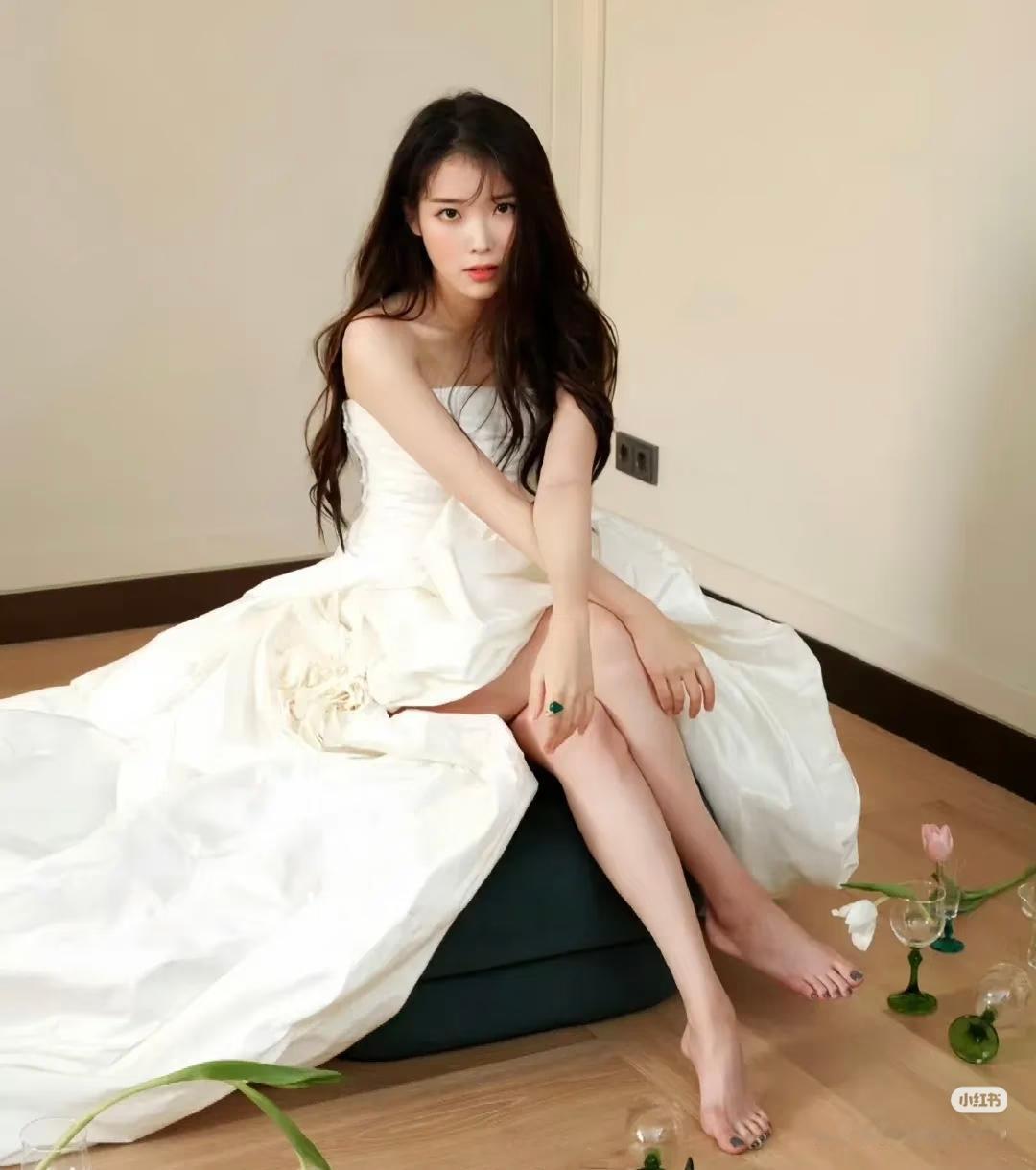 大龄剩女有个共性“很难爱上，很快放弃，这男的不行”。
1.  很难爱上:
不是一