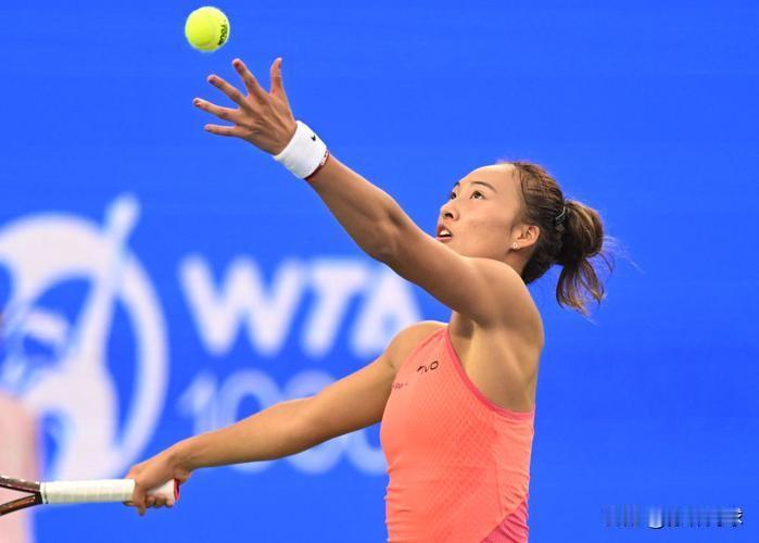 今日巡回赛（周六）
◆WTA250广州半决赛
16:30，希尼亚科娃vs达尼洛维