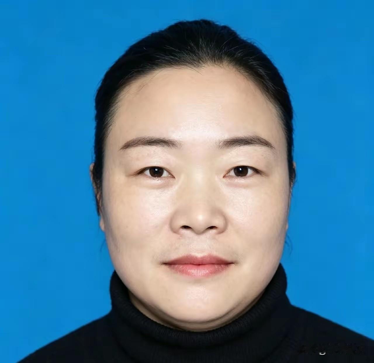 ​鄂西北山里的八里村，老乡们提到戈光月，常补一句“打着灯笼都难找的好媳妇”。她没