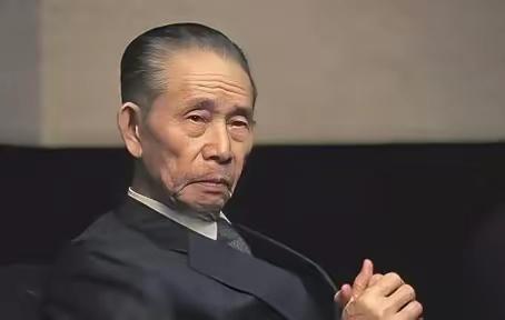 2008年，富商王永庆离世，子女在清点遗产的时候，意外发现父亲在瑞士银行有400