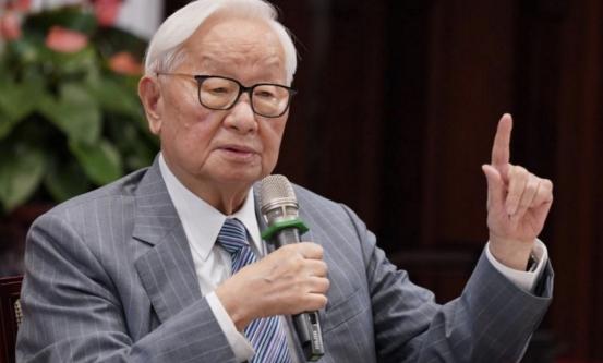 台积电创始人张忠谋，受访时再次语出惊人：“我真的认为，我的国家——美国，仍然是世