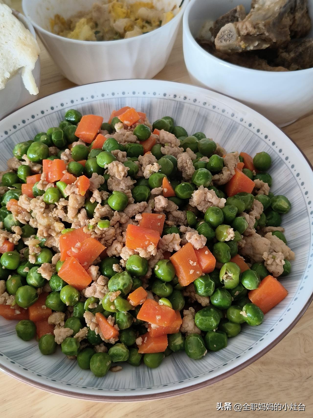 最近很长一段时间，我发现了一个管理情绪很好的办法。

那就是:
情绪不好就去做饭