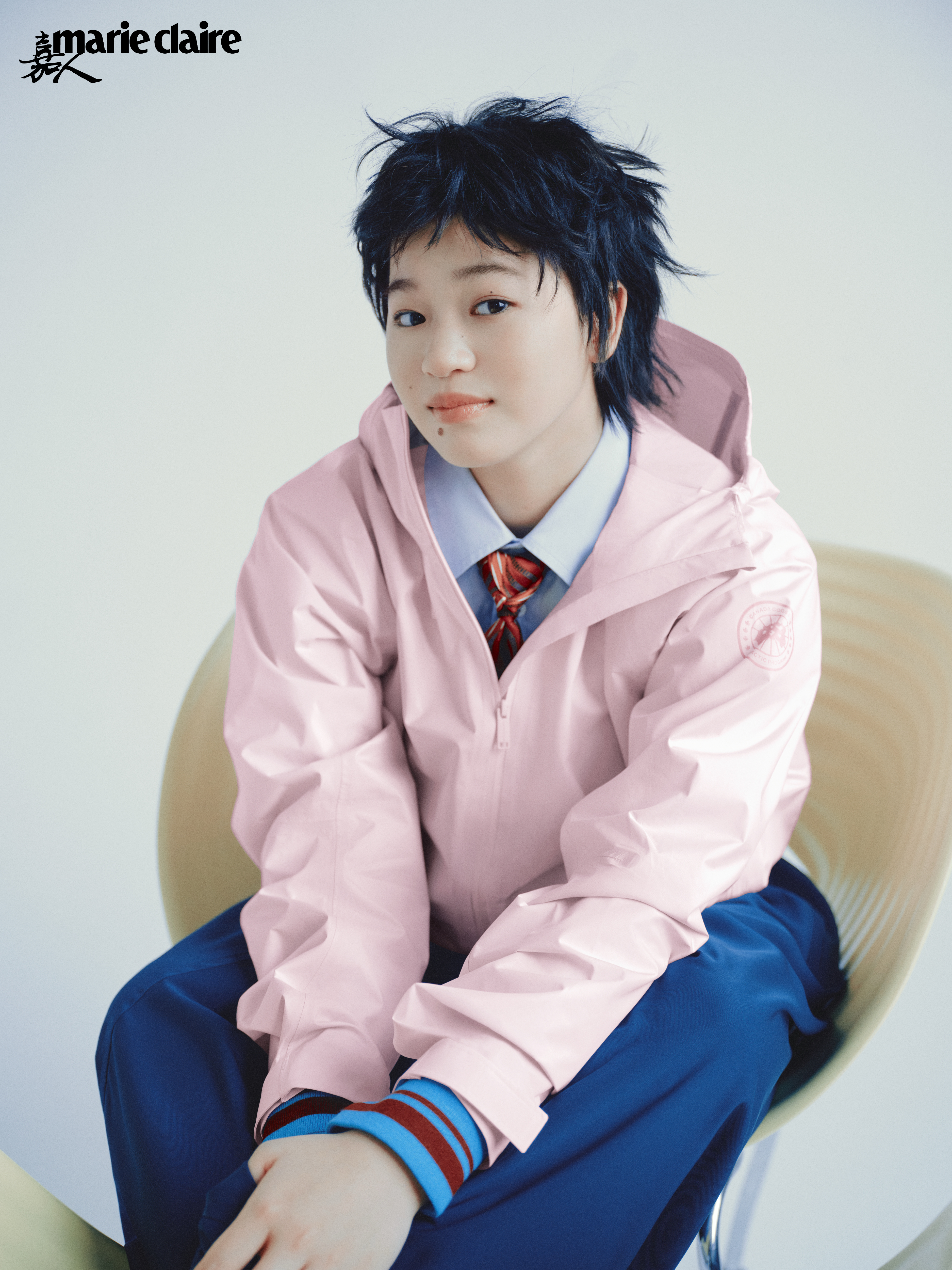 全红婵嘉人四月刊生日封面全红婵游出水面大片全红婵我嘉有女初长成全红婵登《嘉人》四