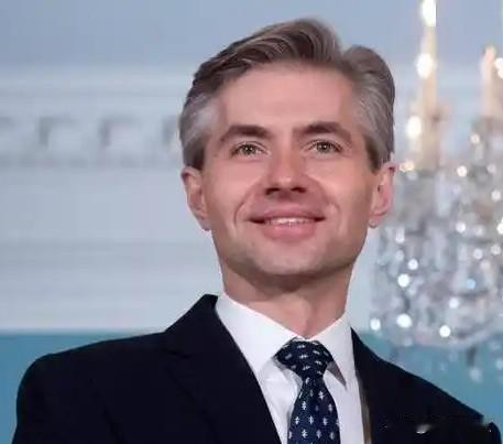 立陶宛外长触碰俄罗斯底线：普京对其罕见发出严厉警告！

近日，波罗的海地区的地缘