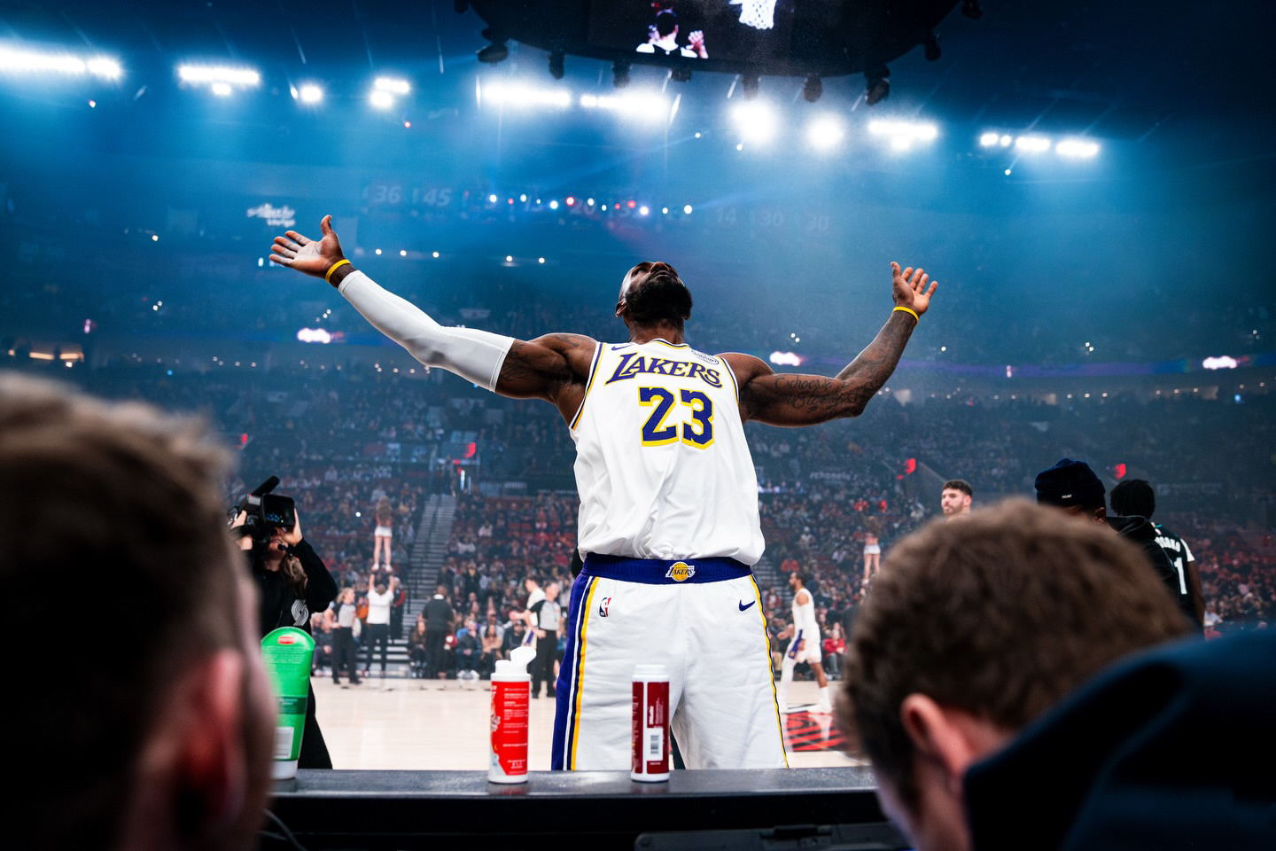 “怀念某一年 珍惜每一天” 