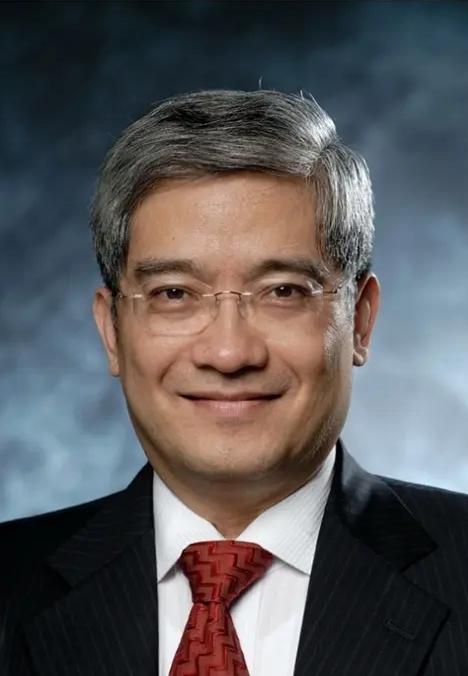 经济学家郎咸平说，不要穷养儿子，说什么吃得苦中苦，当个人上人，什么啊，苦孩子性格