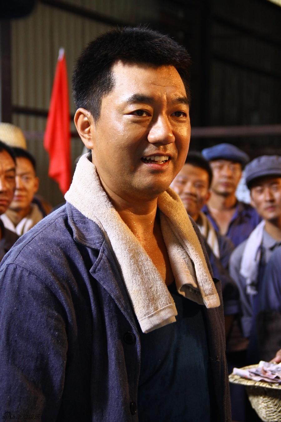 演员，董勇说，我捡了一条流浪狗，后来才发现，没有它，我不会找到现在的老婆，我妈妈