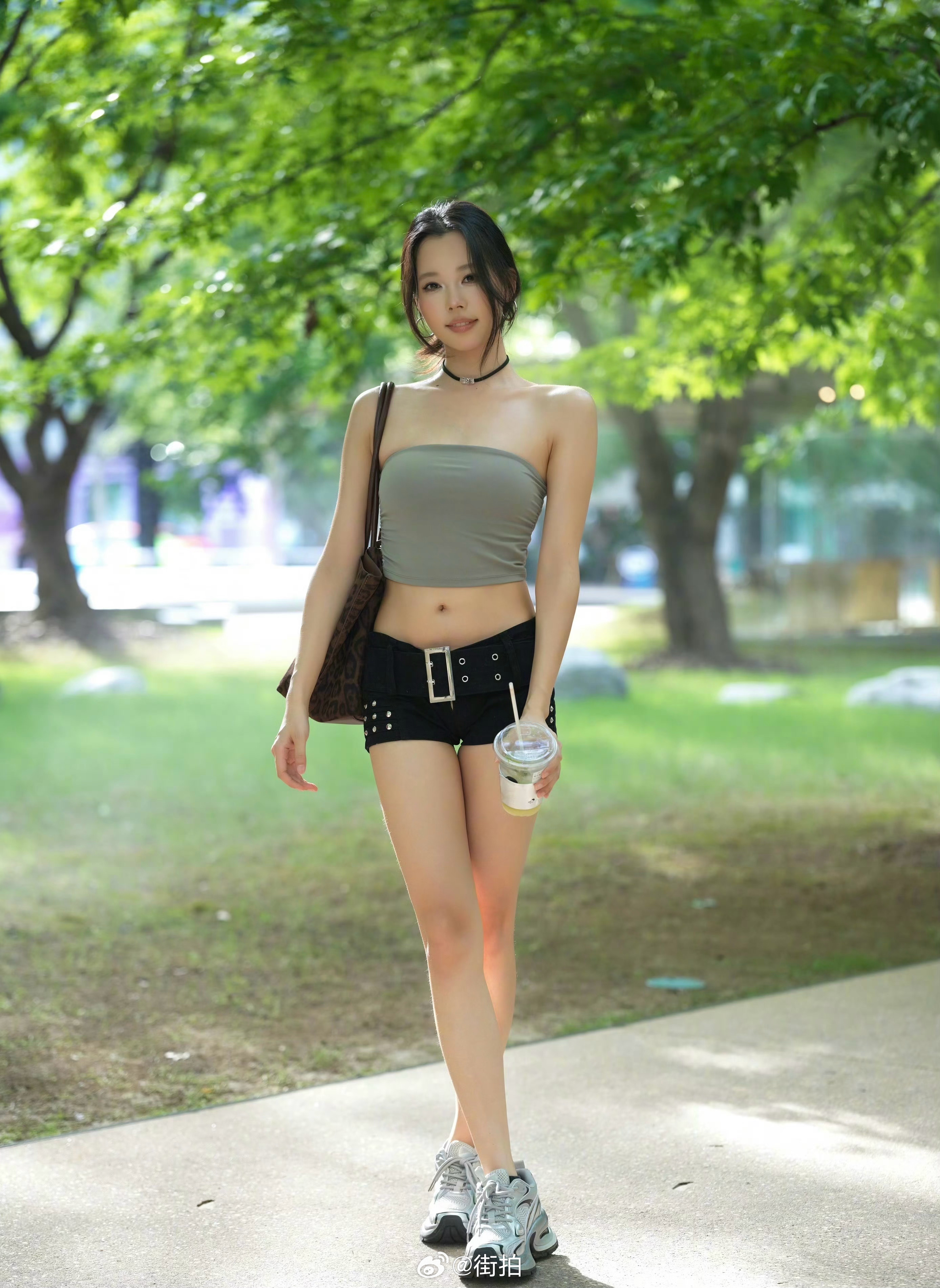 清凉夏日穿搭 