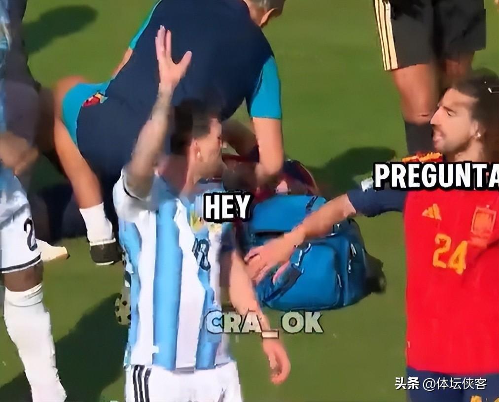 绝了！梅西举报库库雷利亚唇语被解读
他说话捂嘴了，让VAR仔细看看

北京时间7