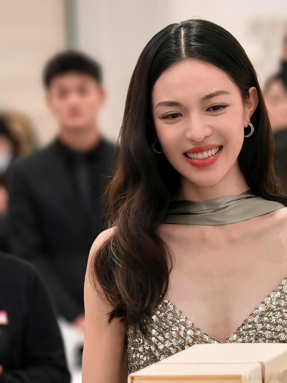 钟楚曦成都活动状态 状态超好！好美😍 ​​​