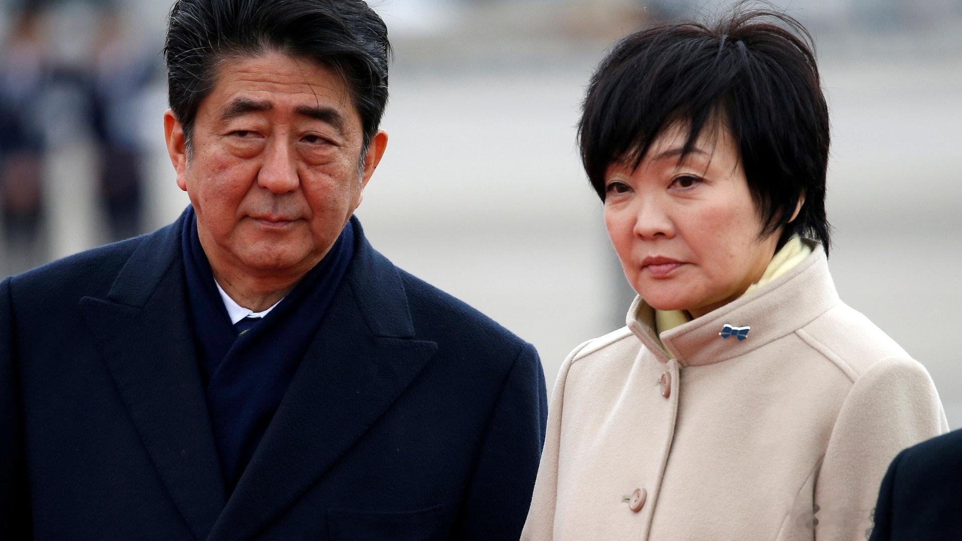 安倍晋三的老婆安倍昭惠，据传将于17号跑台湾省去见菜菜子，还要去拜李登辉的野坟。