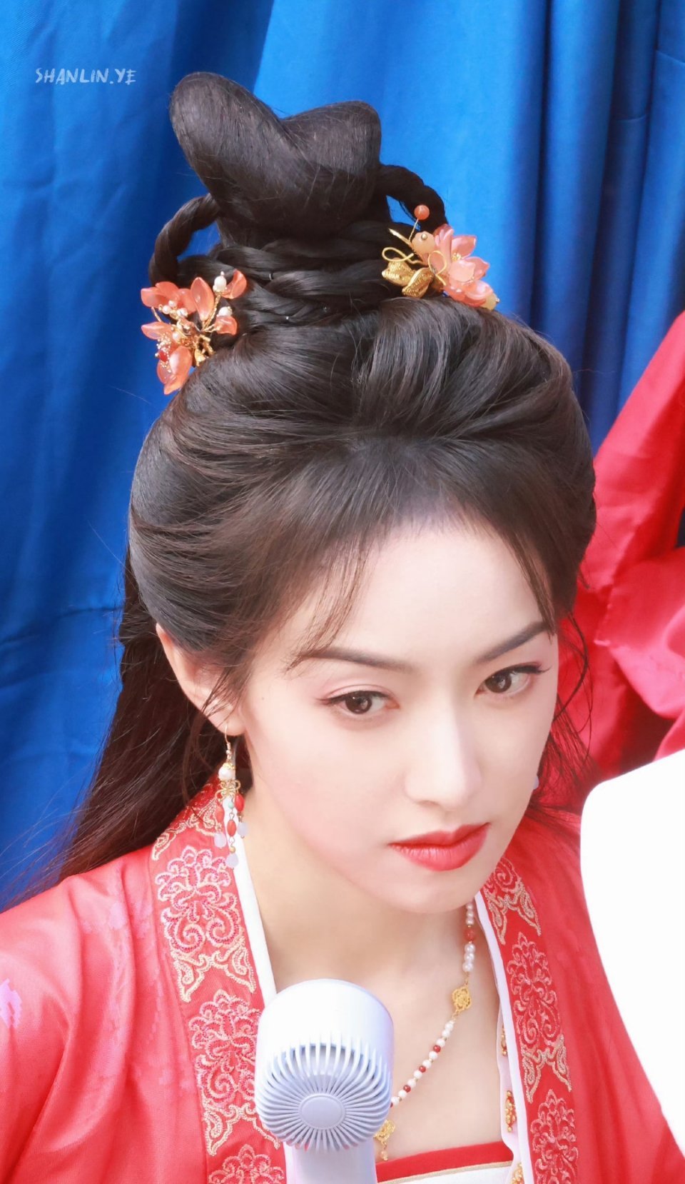 山河枕宋茜，红衣造型怼脸路透，好美的楚瑜[哇] ​​​