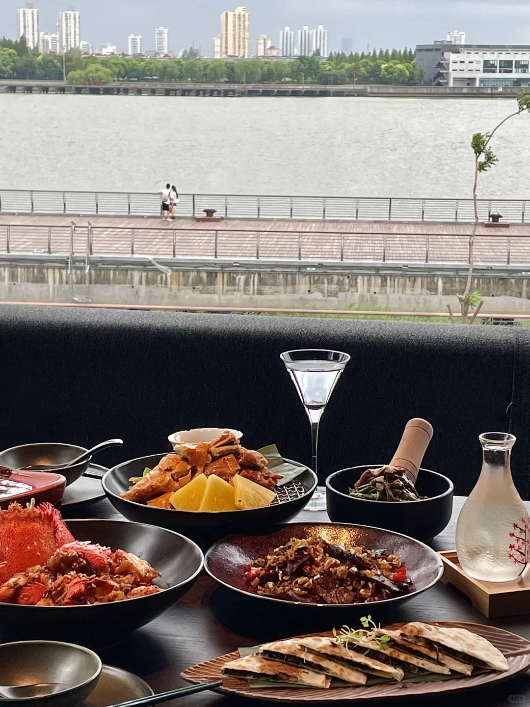上海西岸！新开的江景湘菜bistro！！