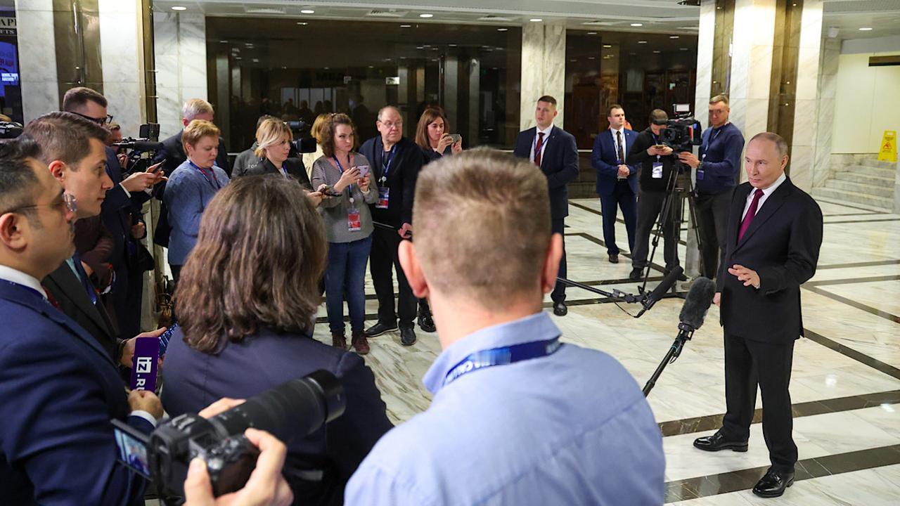 普京强势警告：欧洲若开战，将面临彻底灭亡⚡🇷🇺💥  

俄罗斯总统弗拉基米