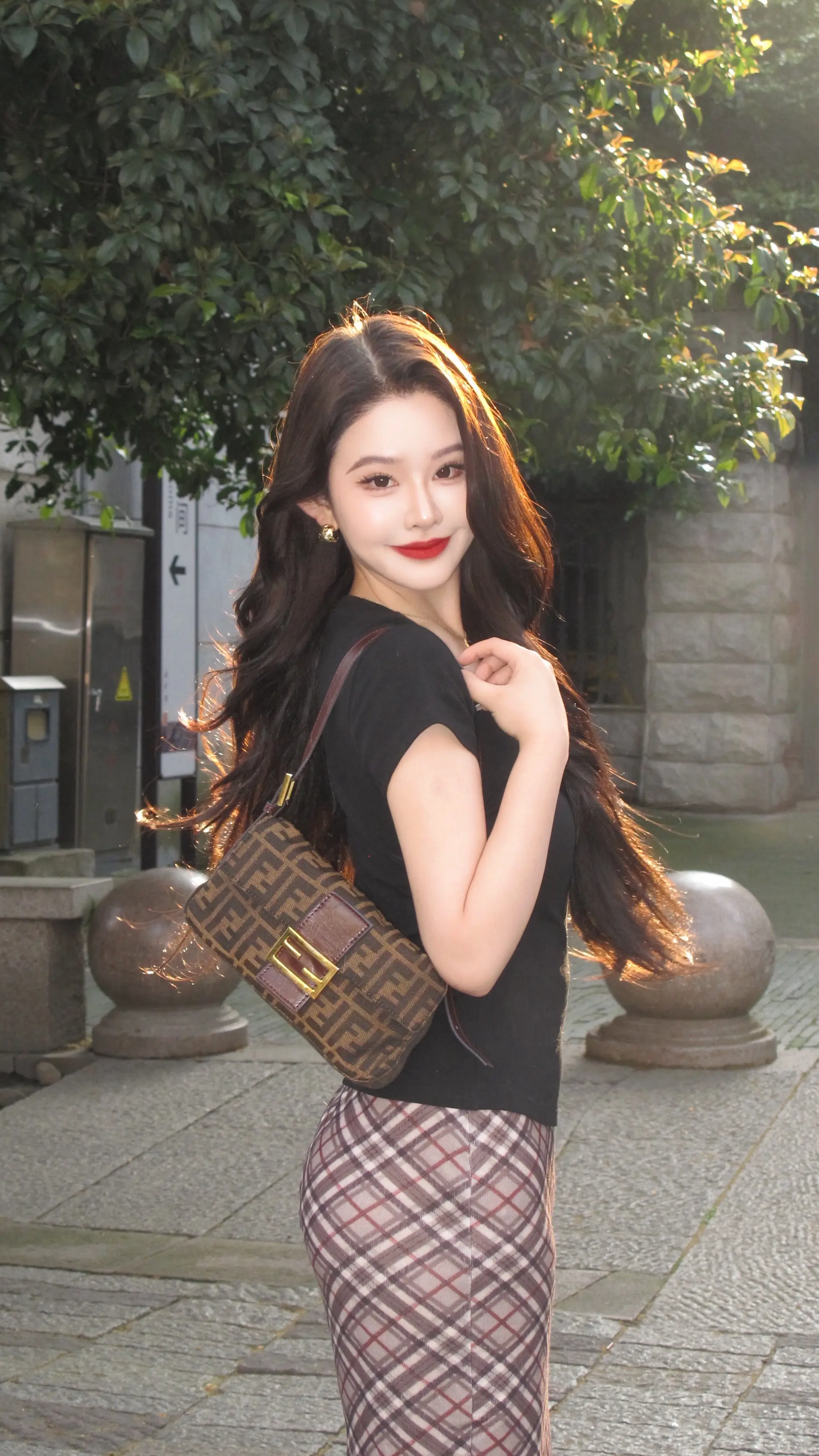 中国女人的美是国泰民安的明媚