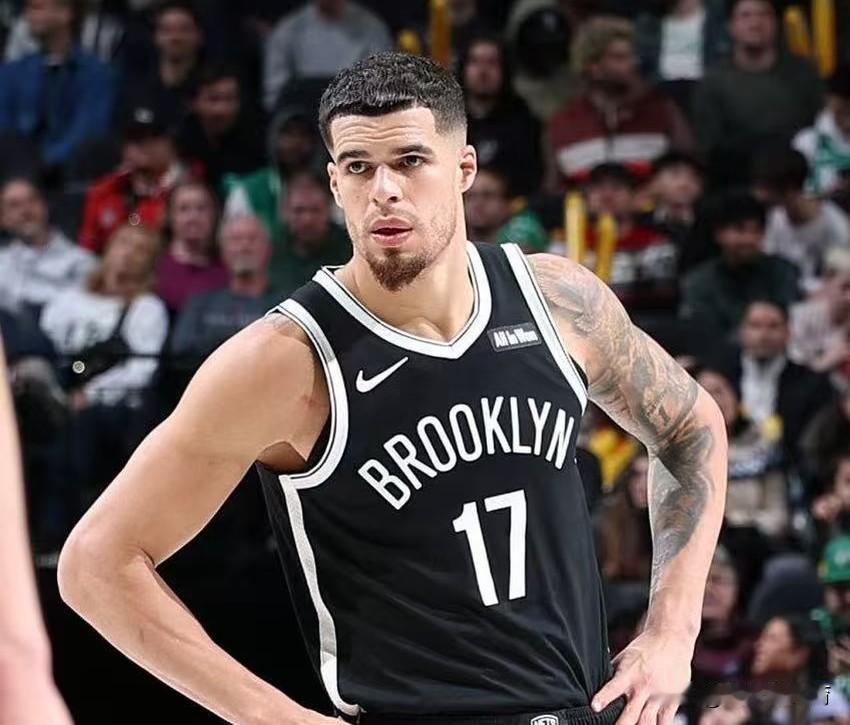 小波特真是生不逢时，打的不好被交易，现在打的好还要被交易！
小迈克尔波特刚被掘金