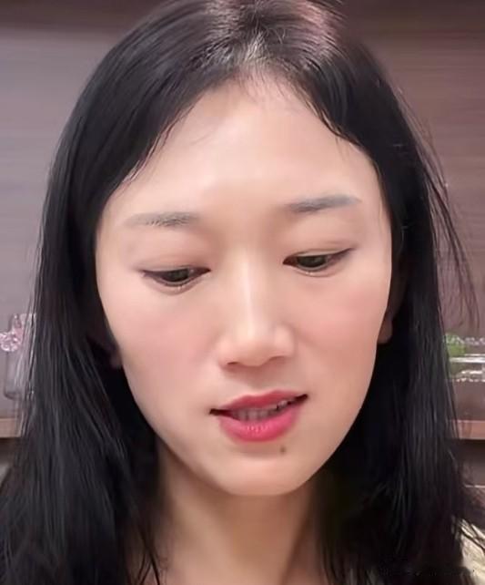 林丽真是大错特错，说人家不搭理她，她就决定在网上维权，难道网上能解决问题吗？
