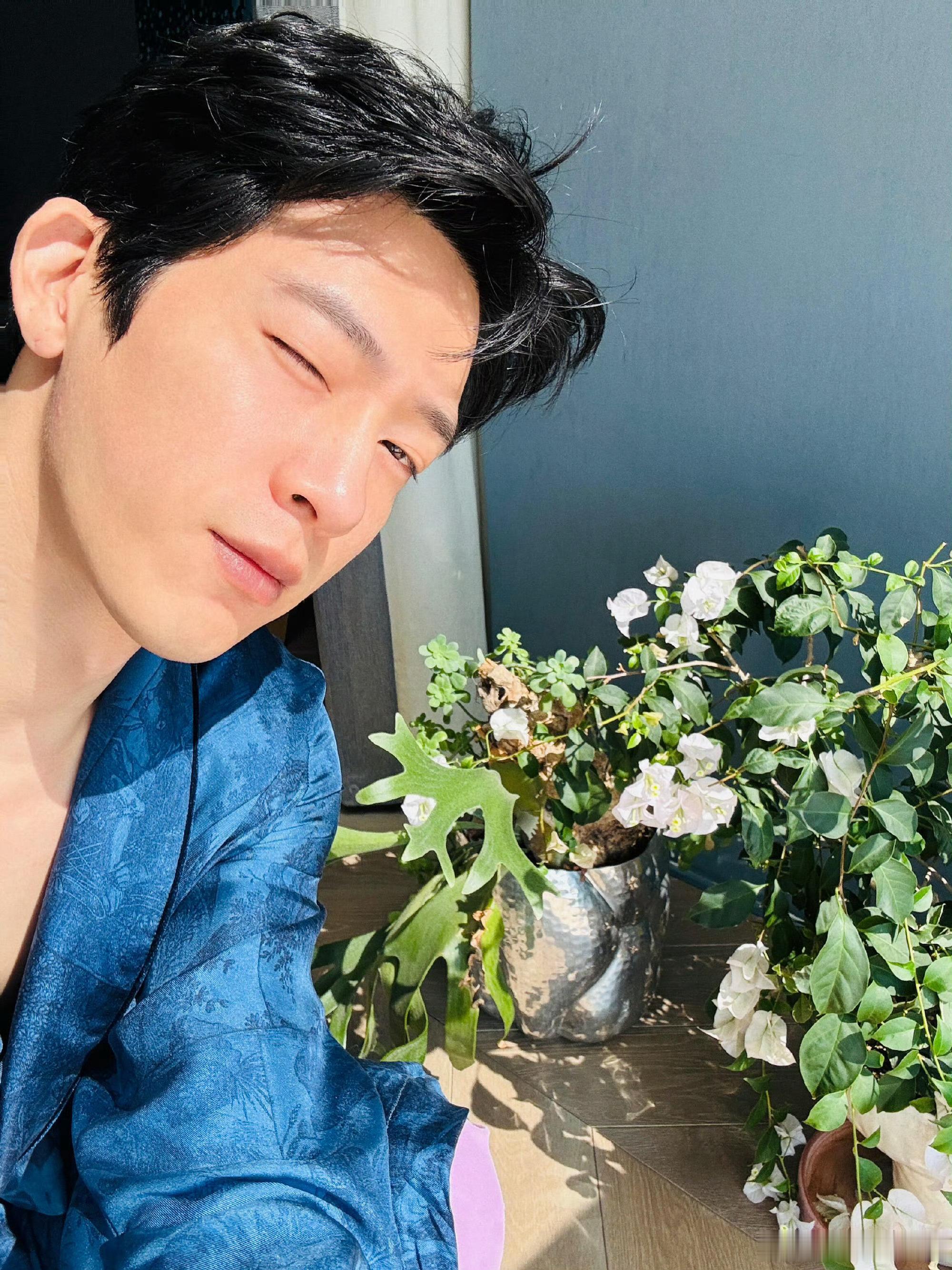 井柏然好有活人感啊哈哈哈哈“我看谁还催催催的”井柏然我看谁还在催催催的 ​​​