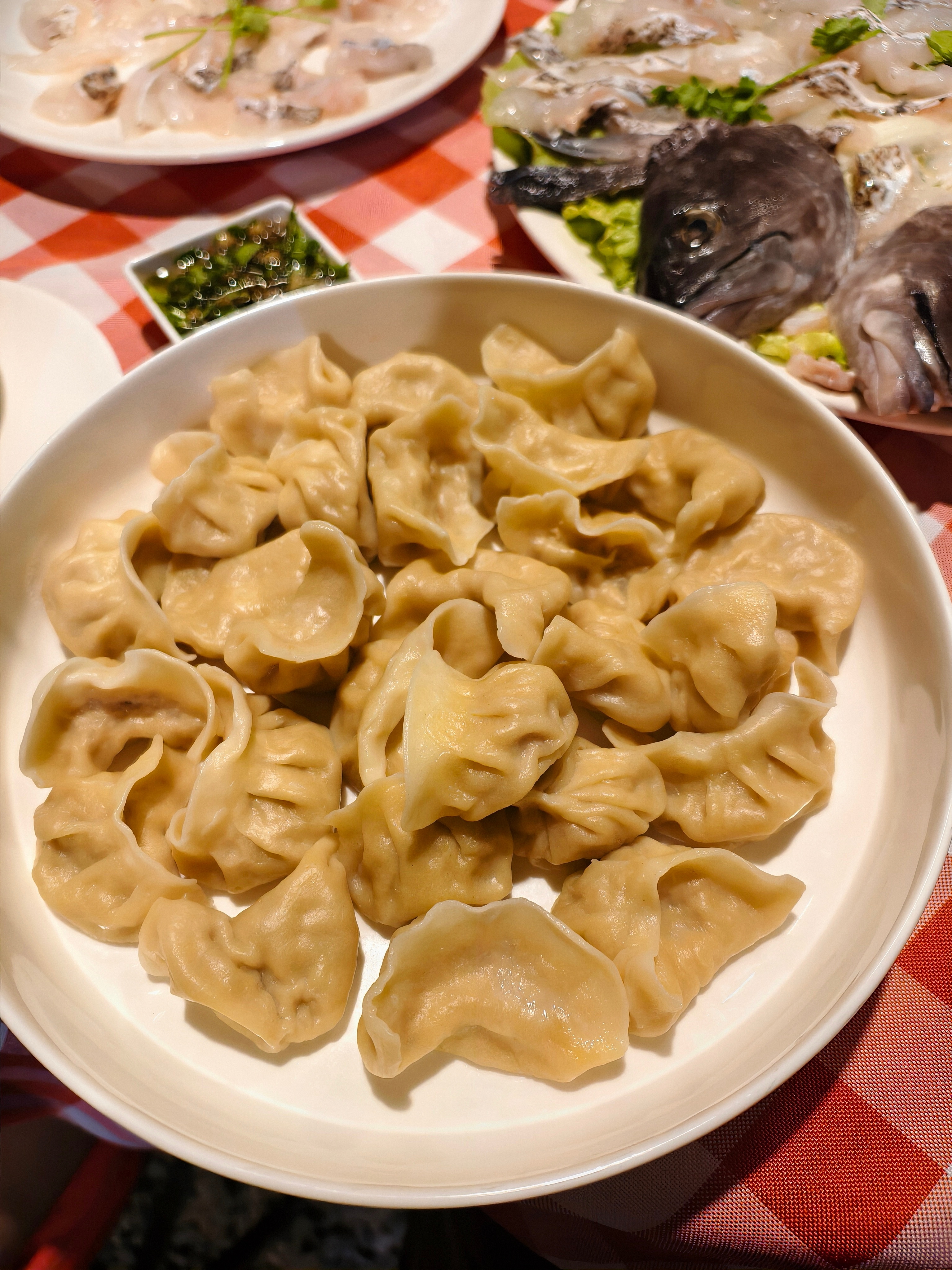 到点了发点好吃的！在Fuvahmulah这座小岛上吃的最后一顿晚饭居然是火锅🍲