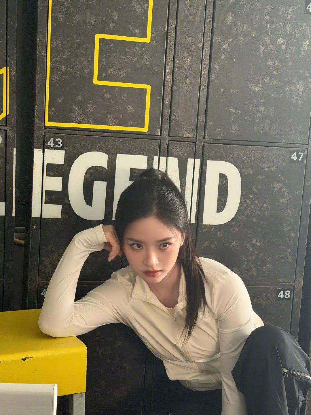 沈月喊村里小朋友去客栈吃烤肠月月一直都是很暖心，而且很能注意到别人的情绪 真的是