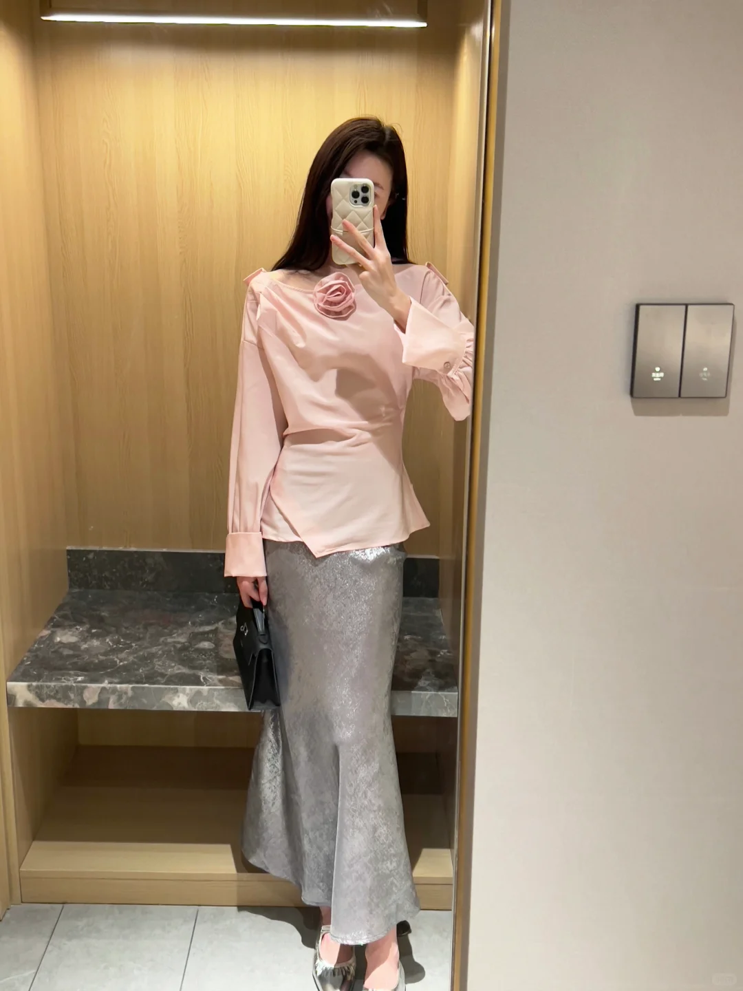 白噪清冷感穿搭