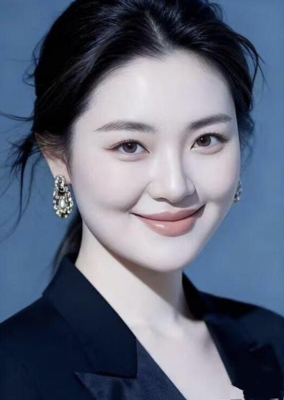 老祖宗传下来的一些规矩，很多都是有道理的，还是得听听：
1，第一：不管家里多有钱