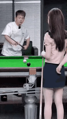 小姐姐实力尽显，
小伙直接没戏了[黑脸]