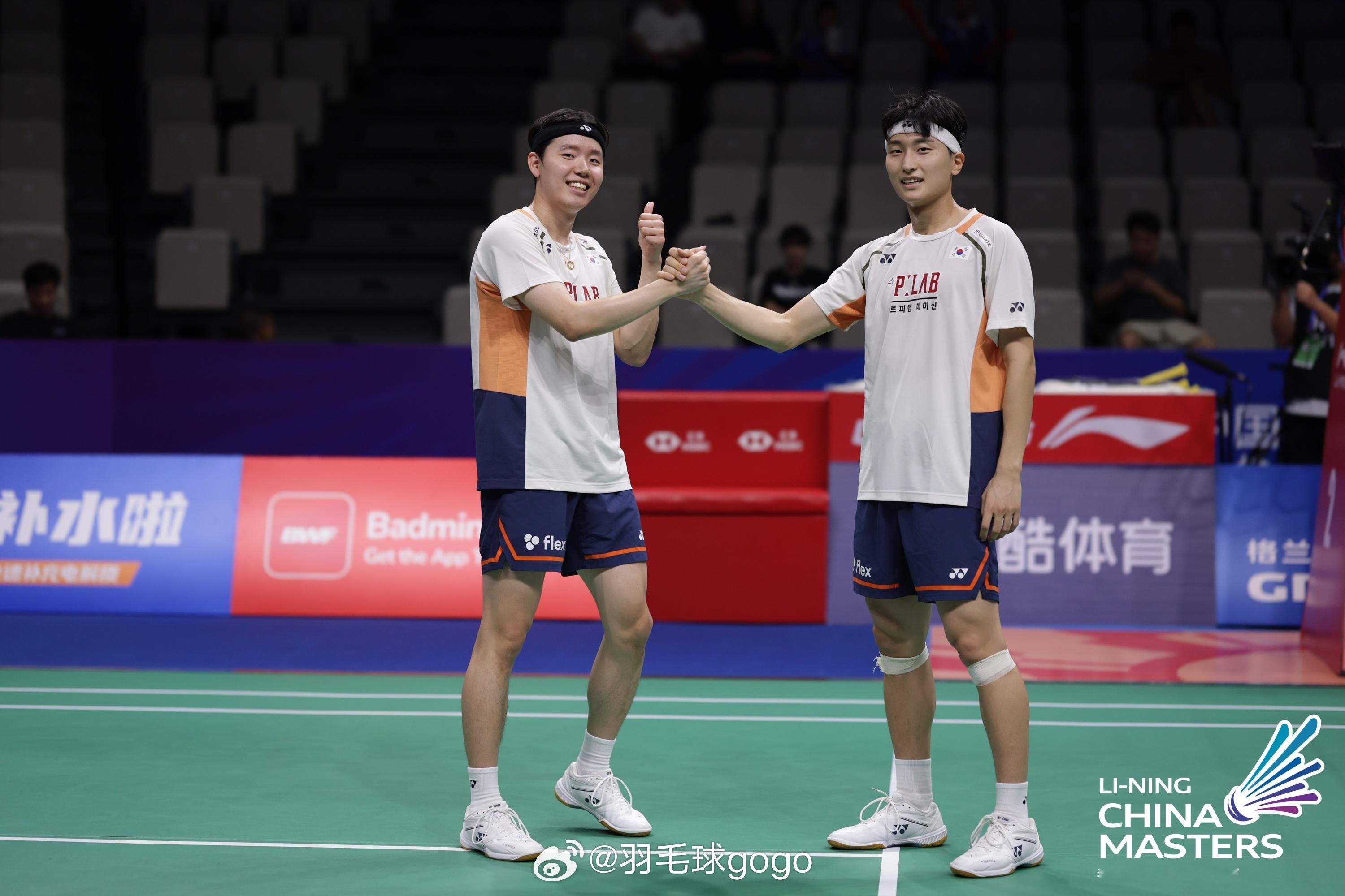 在 夺冠后，🇰🇷金元昊/徐承宰已经在2025赛季赢下10个冠军，徐承宰个人更