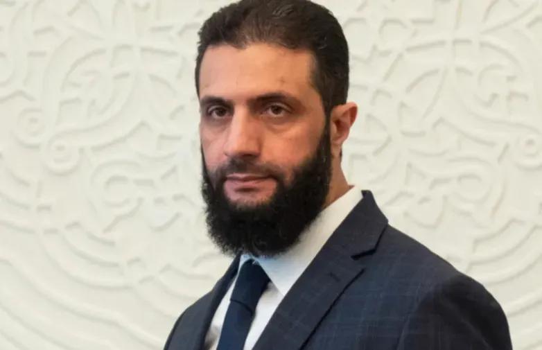 谁能料到，被制裁压得直不起腰的叙利亚，居然靠一个“机灵鬼”朱拉尼，硬生生从地狱爬