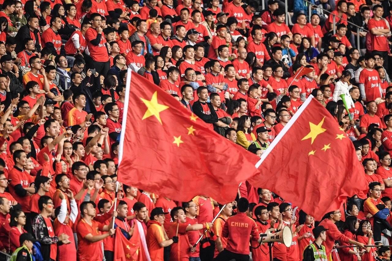 中国足球始终搞不上去的病根到底在哪？评论人孙玉良一句话戳中要害：缺失家国情怀，满