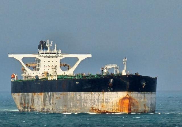 特朗普这回算是彻底打错了算盘！以为把扣押的油轮放回来，就能坐地起价宰咱们一刀？做