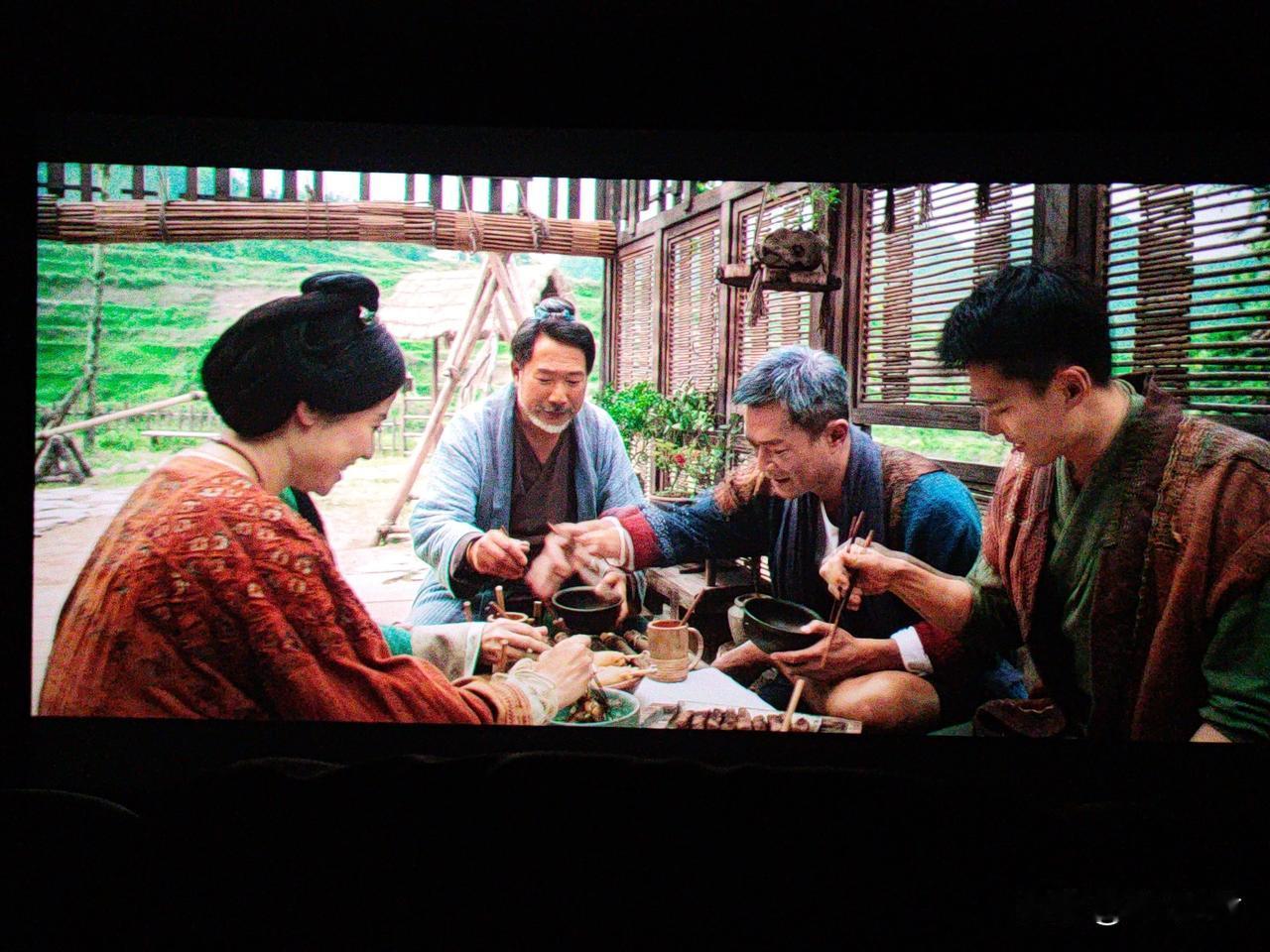 寻秦记，大屏幕上，一众老去的角色重现经典，值得买单，双结局也不错。只是预防片上项