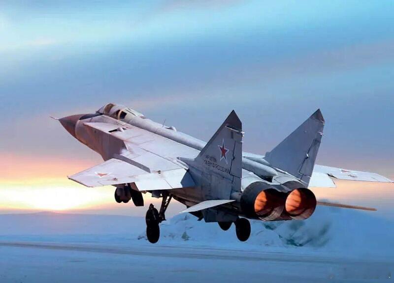 武器装备 MIG-31飞机的速度特性及限制现代战斗机最大飞行速度通常由以下条件限
