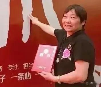 人，活这一辈子，如果到老了，连个孩子都没有，你就是钱趁5个亿，也排遣不了内心的凄