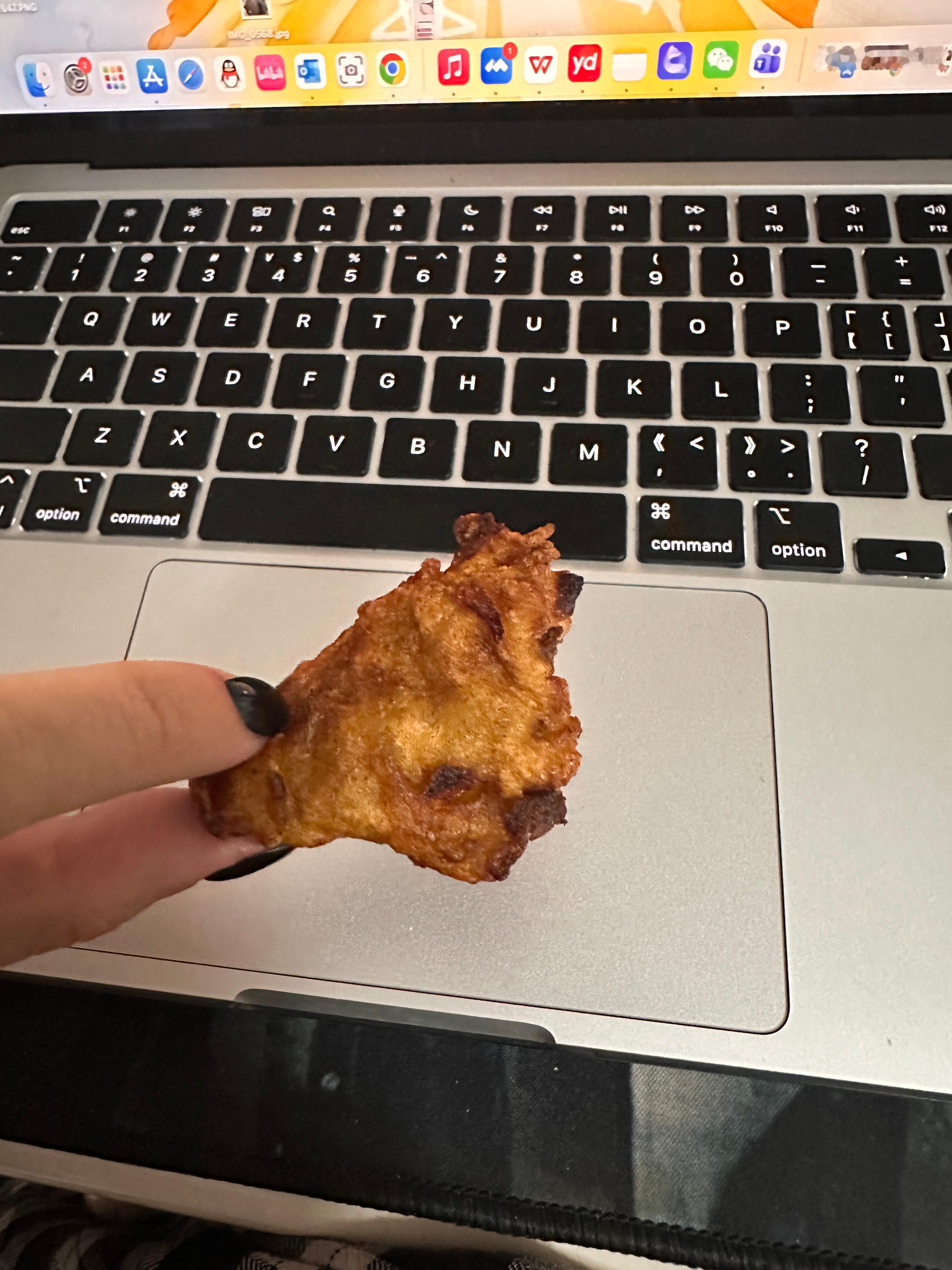 中秋快乐朋友们！今天没吃月饼 吃了我奶奶炸的柿疙瘩！！ ​​​