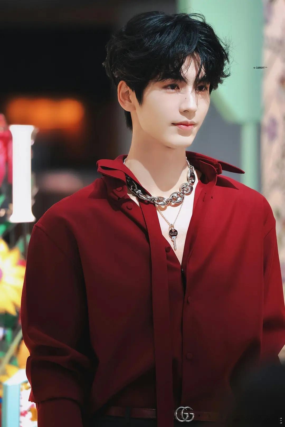 红豆生南国[心]张凌赫是男模#张凌赫[超话]# ​​​