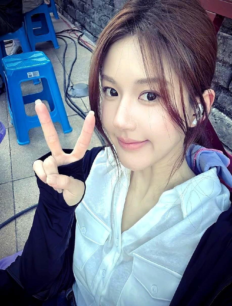 八年前的旧片突然上架，赵露思被当活招牌

片方没钱做后期，电影《西游之净坛使者》