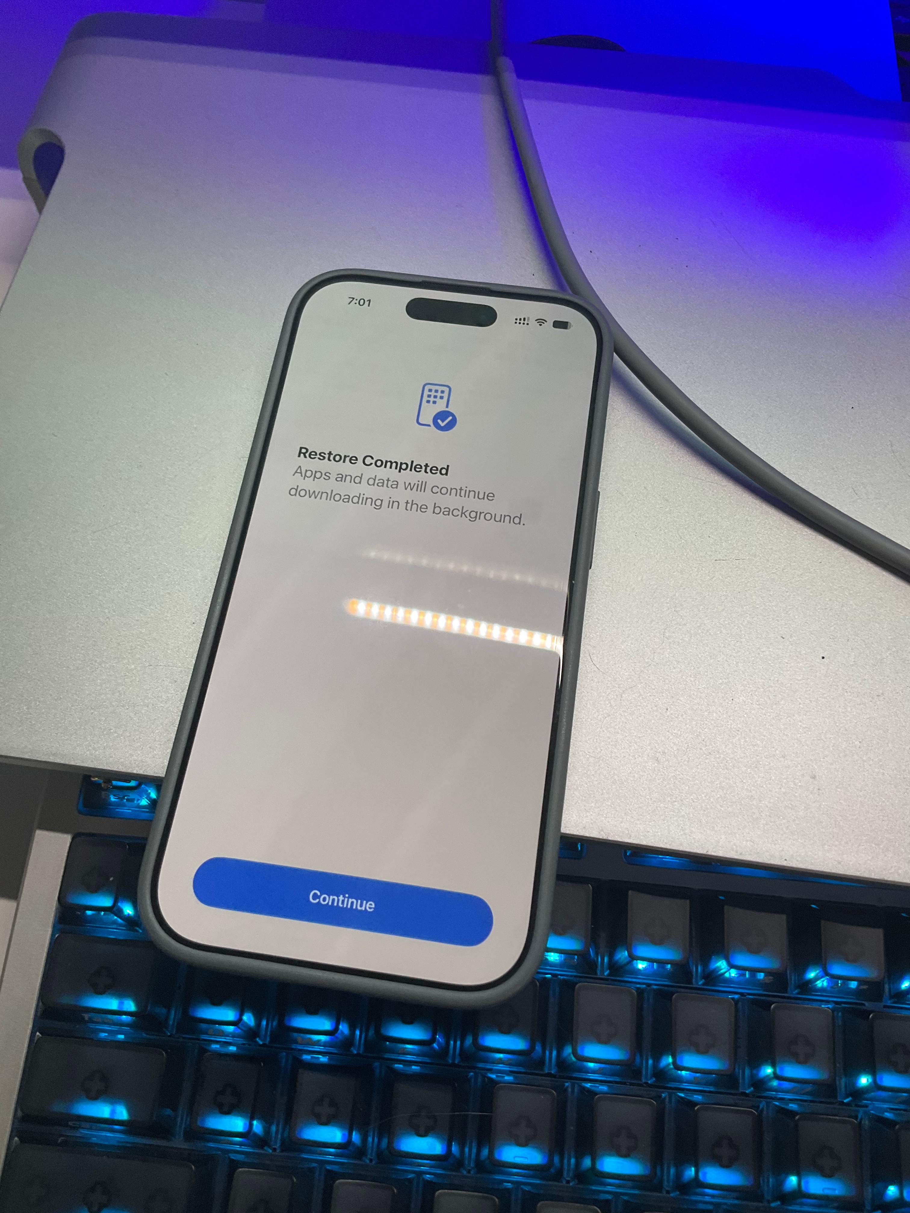 在iOS27系统下，当iPhone /iPad 空间被完全用尽设备会自动重启 ，