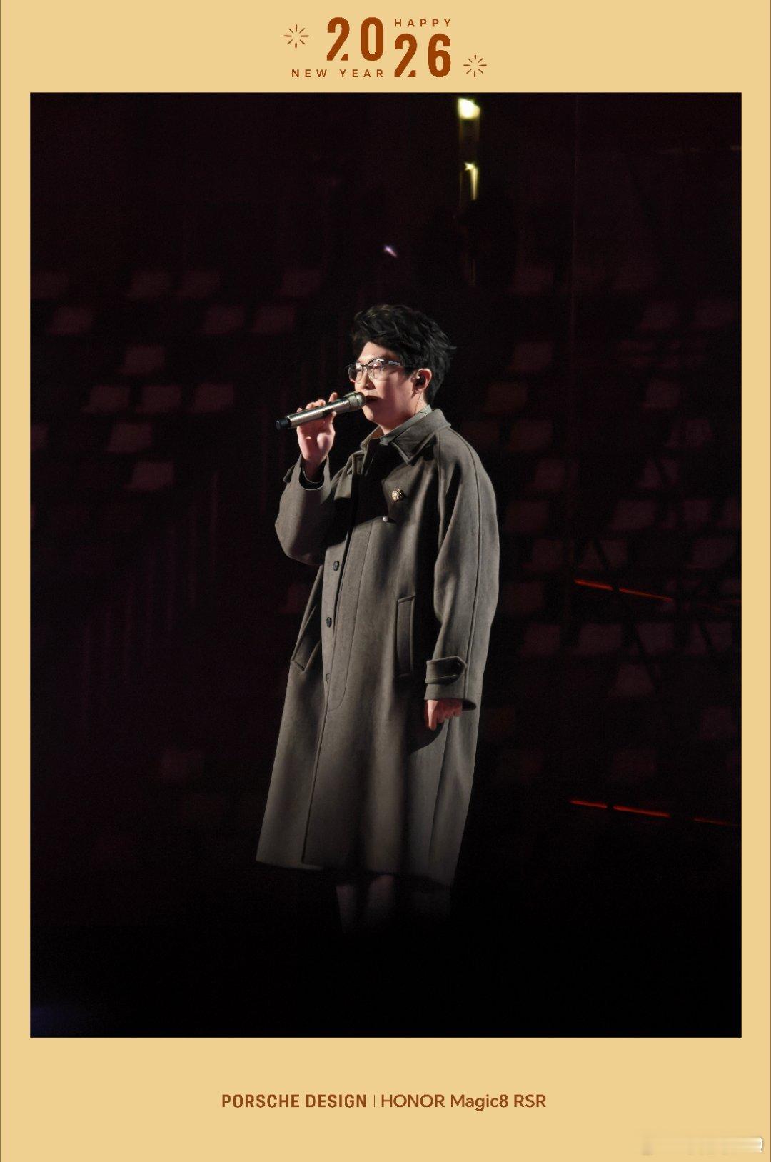 毛毛能转一下身不