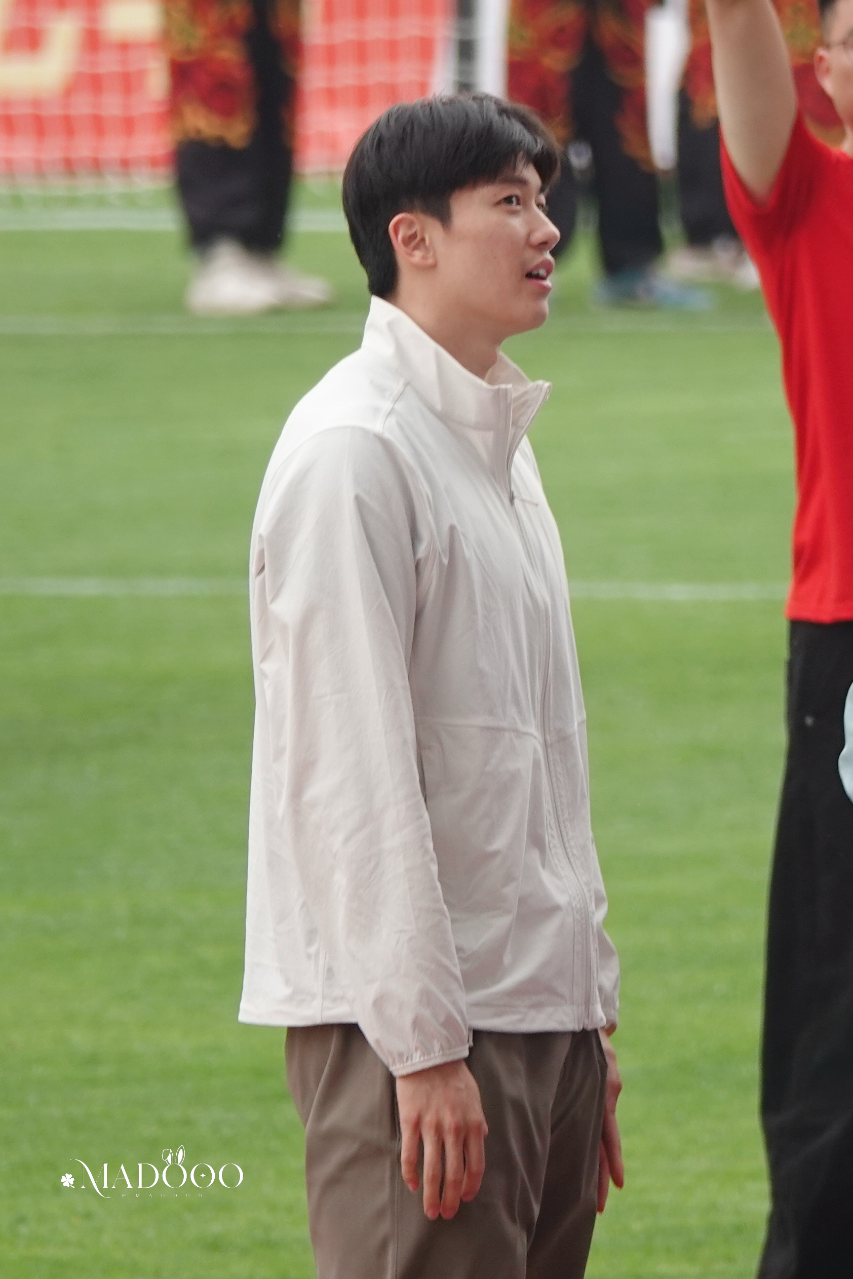 有珠在思考被我发现了