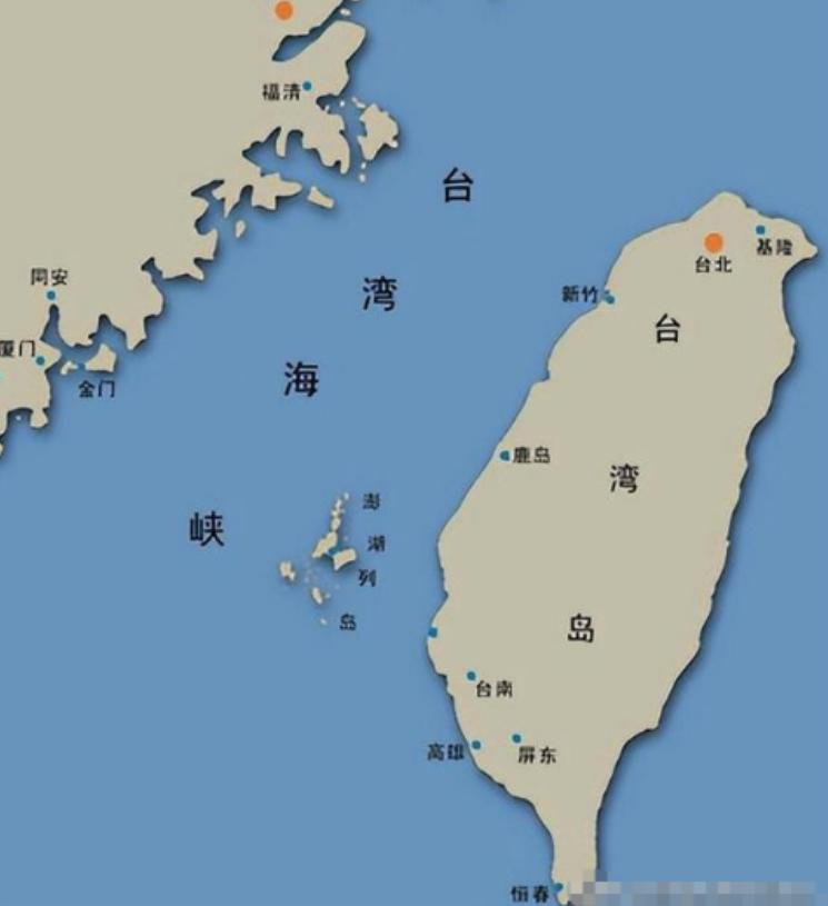 这两天台湾网络突然冒出一条奇怪提议，有人直接喊话：既然统一和独立吵了几十年，那就